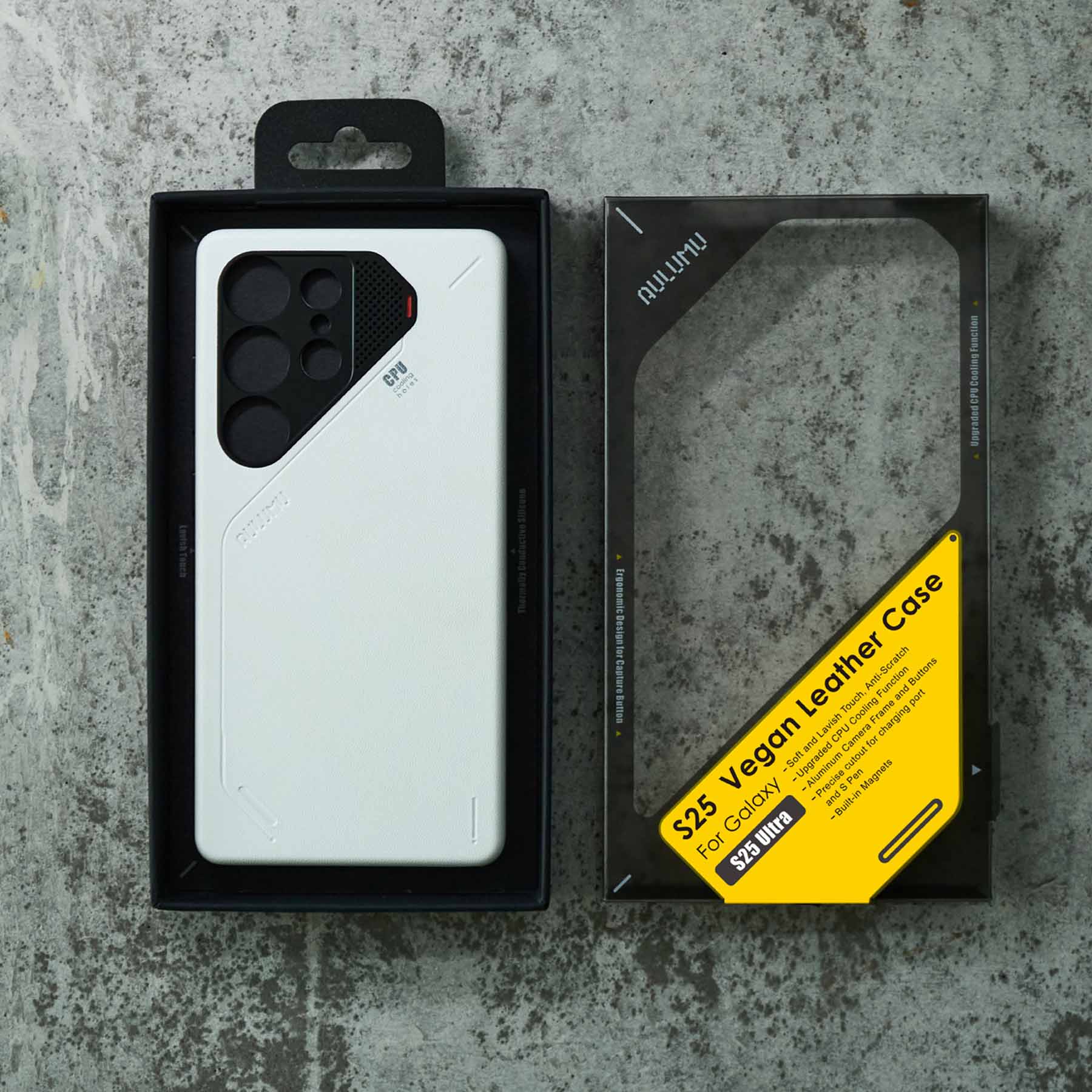 aulumu Galaxy S25 Ultra用S25 Vegan Leather Caseのパッケージ内容 ホワイトヴィーガンレザーカラーのケース本体がボックスに収められたトップビュー